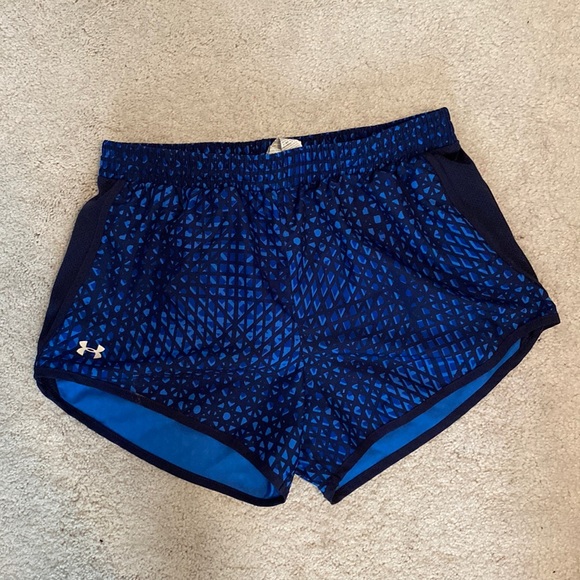 Blue and black patterned UNDER ARMOUR running shorts, size small - Picture 1 of 3